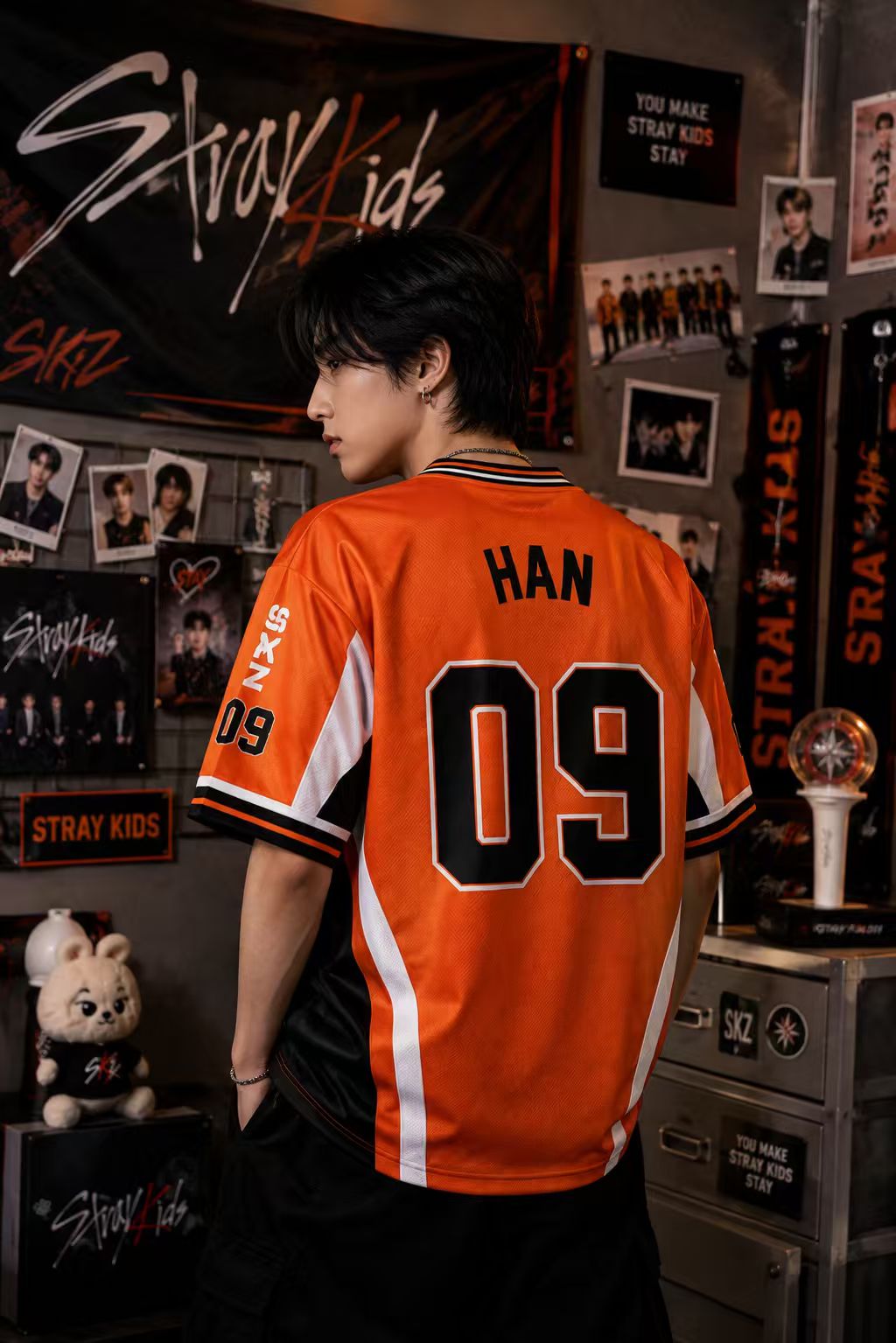 Camiseta de fan SKZ Stray Kids - Outdoor Kids In An Indoor World reseña y precio